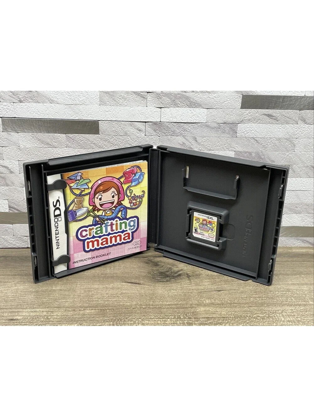 Crafting Mama (Nintendo DS, 2010) CIB - With Manual - FREE SHIPPING!